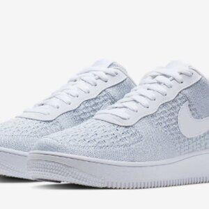 NIKE AIR FORCE 1 FLYKNIT